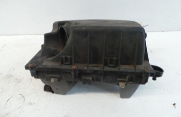 Opel Vectra C Bj. 2004 Luftfilterkasten 2,2 114kw